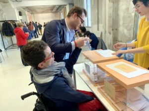 Milers de persones amb discapacitat intel·lectual podran votar per primera vegada aquest diumenge en unes eleccions al Parlament de Catalunya
