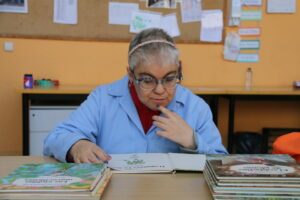 El sector de la discapacitat intel·lectual reclama augmentar el nombre de llibres en lectura fàcil a les biblioteques públiques de Catalunya